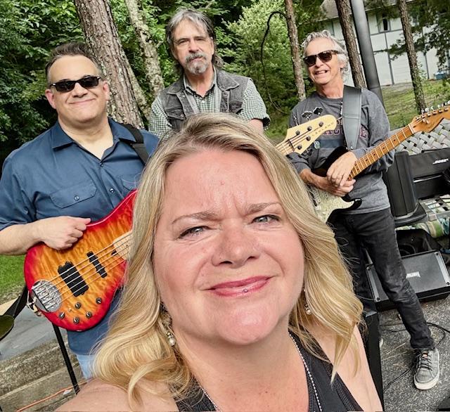 Tribute rock band in Atlanta, rock music, nostalgic rock group